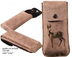 Kožené pouzdro na brýle pro myslivce hnědé - motiv Srnec
